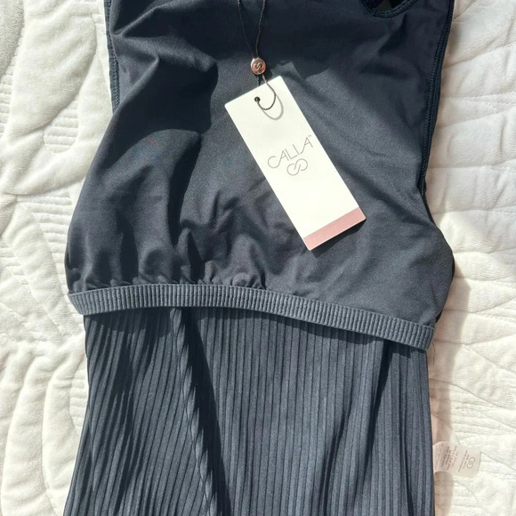 NWT Calia cutout ribbed workout tank top - Picture 3 of 5